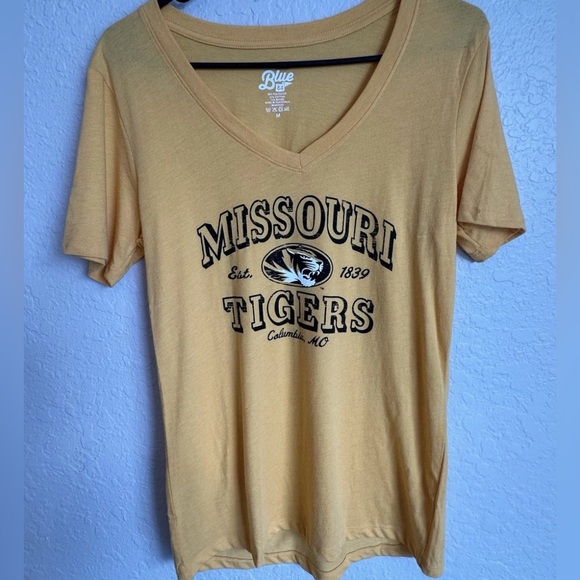 Blue 84 Missouri Tigers V Neck  T Shirt Women Medium Golden Yellow Poly NEW - Picture 1 of 3